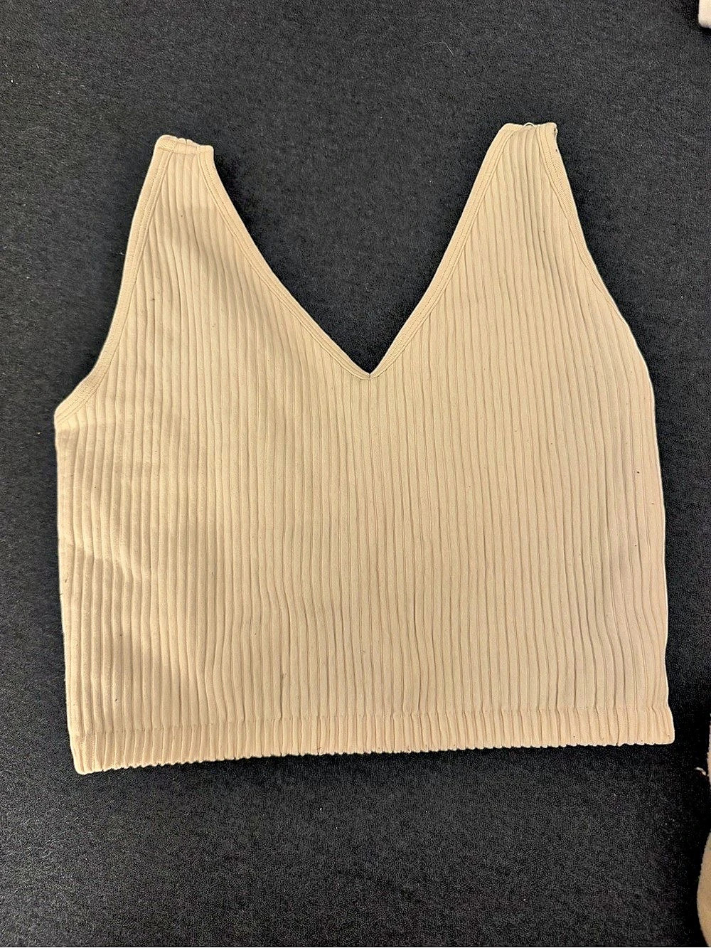 Vuori AllTheForm Logo Tank Cream
